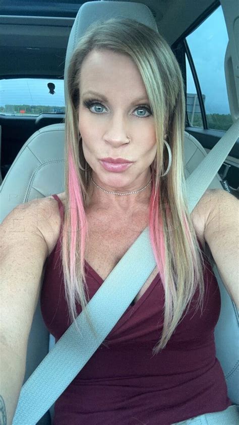 escort zephyrhills|Kristi Kream 